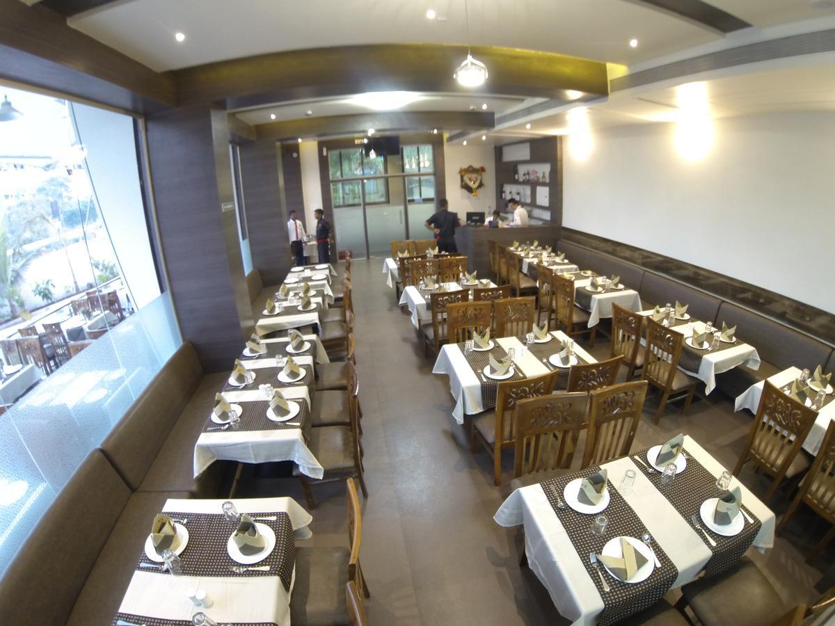 K D Residency Otel Kalyān Dış mekan fotoğraf